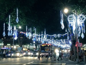 Orchard Road at Xmas. Photo by Mark Pegrum, 2013. May be reused under CC BY 3.0 licence.